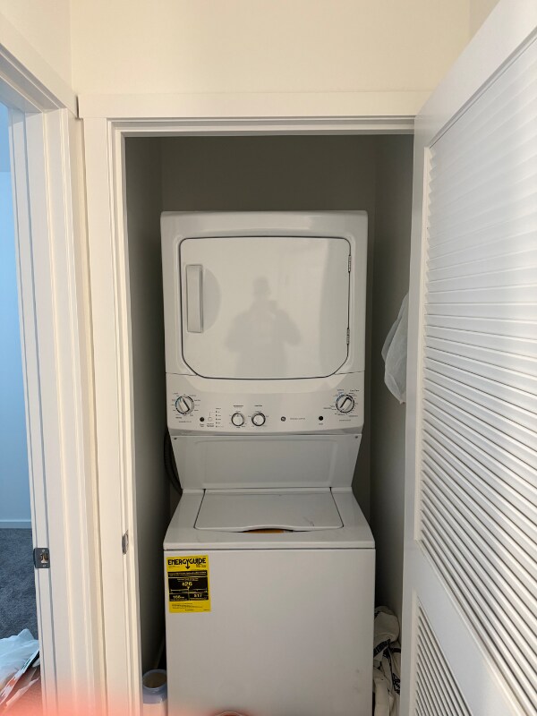 Foto del edificio - 16650 Grey Pne St