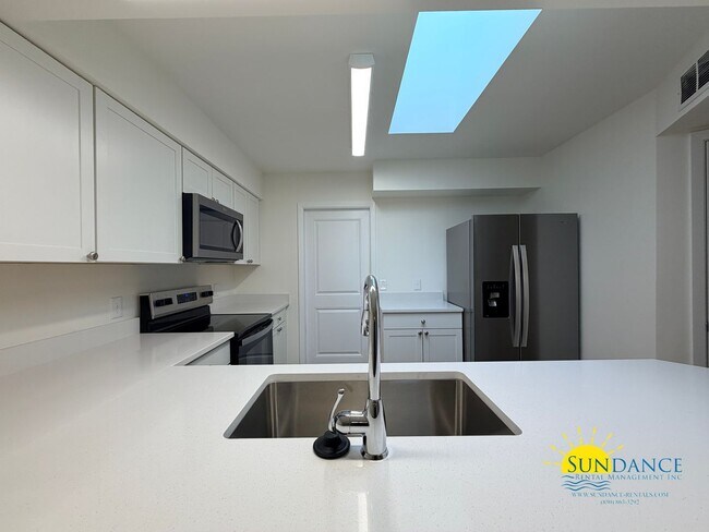 Foto del edificio - Fully Renovated 3 Bedroom Home in Shalimar!