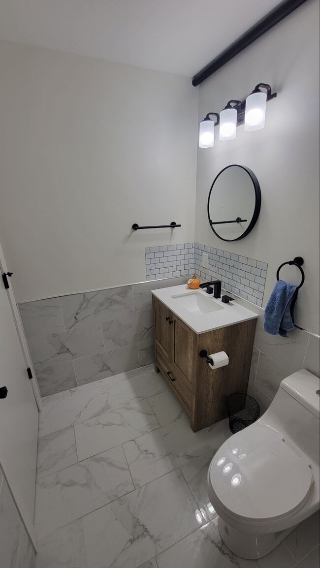Foto del edificio - 3101 W 25th St