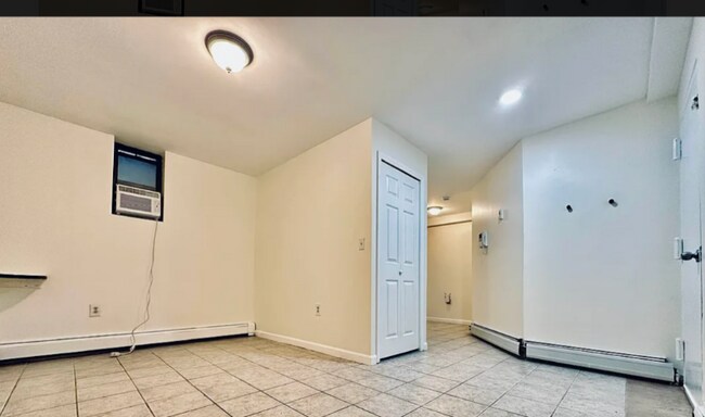 Foto del edificio - E.3rd E3rd St