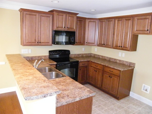 Building Photo - 1020 Granite Grove