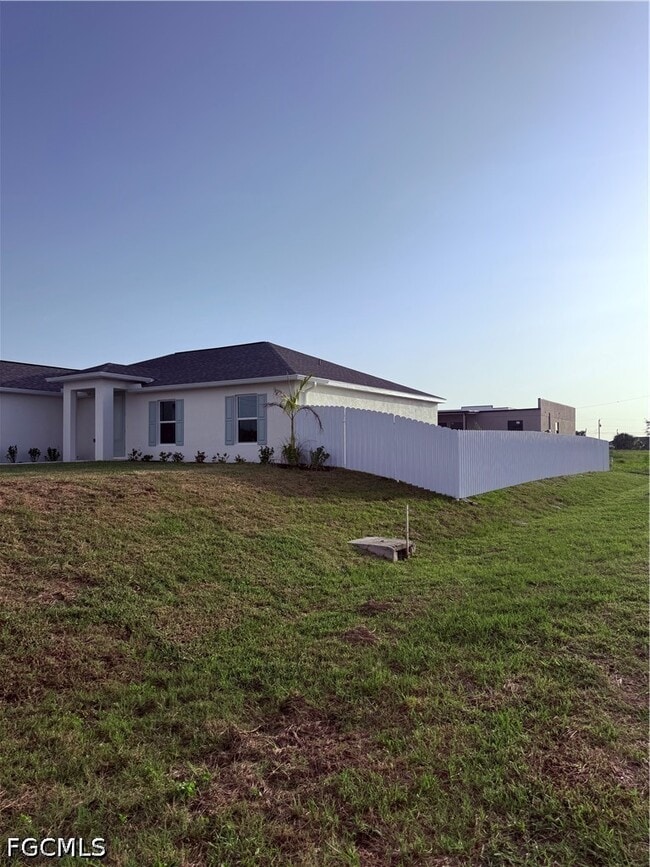 Building Photo - 1106 NW 8th Pl