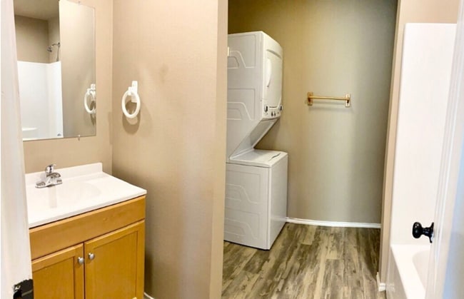 Foto del edificio - 332 37th St