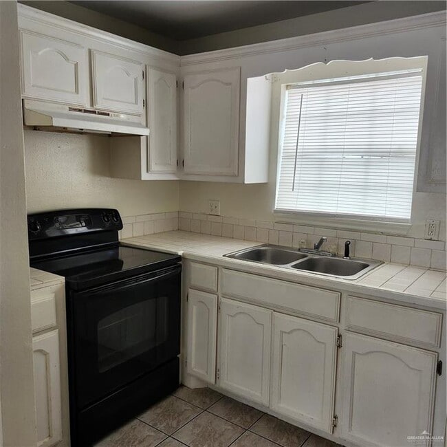 Foto del edificio - 417 N 28th St