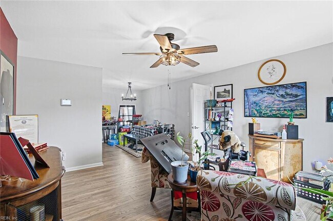 Foto del edificio - 840 Churchill Terrace