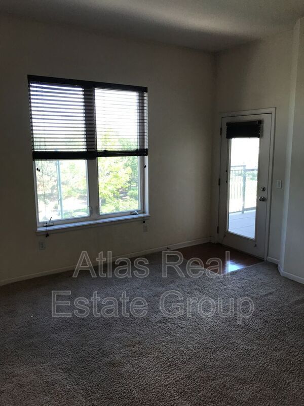 Foto del edificio - 15475 E Andrews Dr