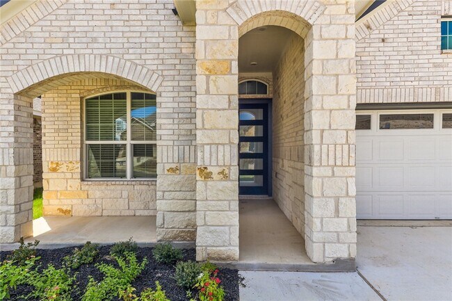 Building Photo - 1212 Bear Track Loop