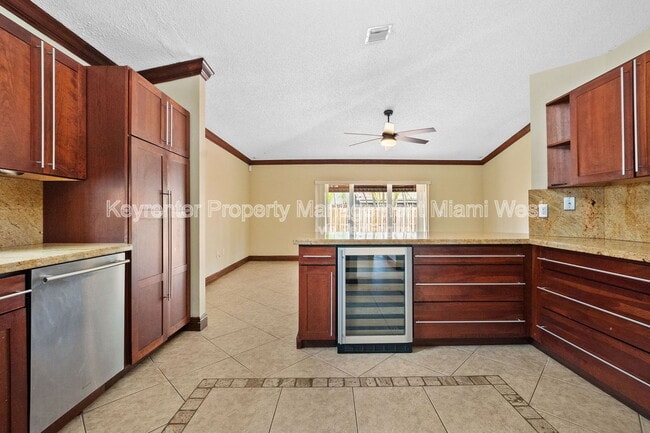 Foto del edificio - 15431 SW 140th St
