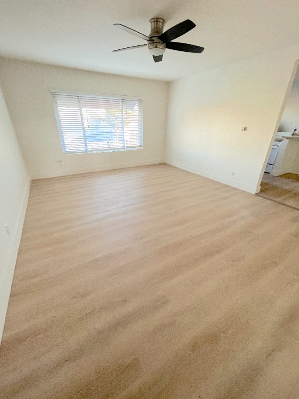 Foto del edificio - 2115 Placentia Ave