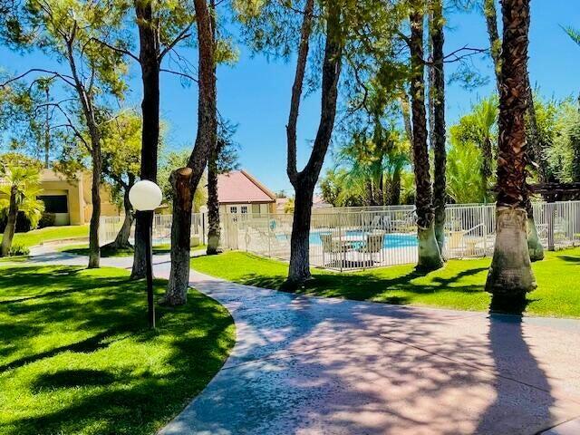 Foto del edificio - 32200 Cathedral Canyon Dr