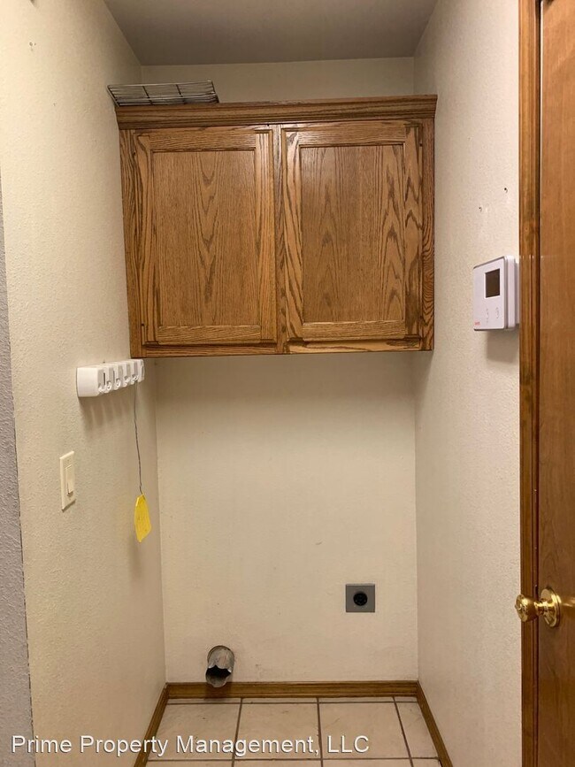 Foto del edificio - 3 br, 2 bath House - 2324 Country Meadows Dr.