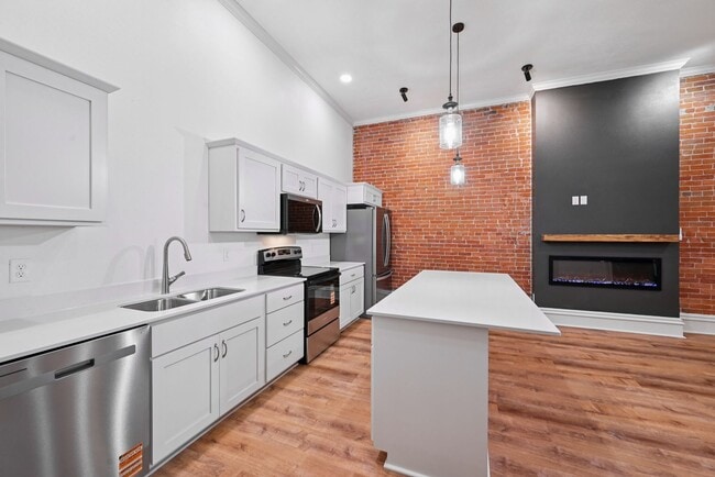 Foto del edificio - 105 E Bremer Ave