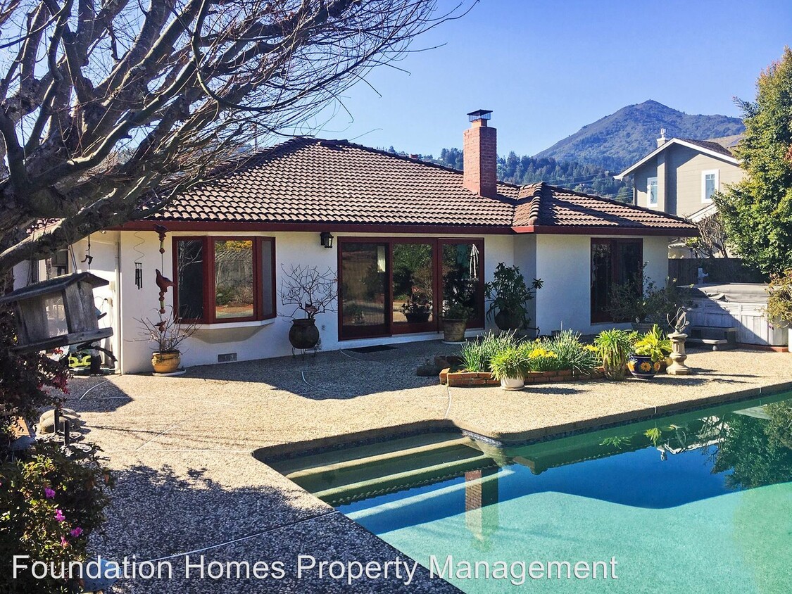 Foto principal - 3 br, 2 bath House - 80 Lancaster Ave.