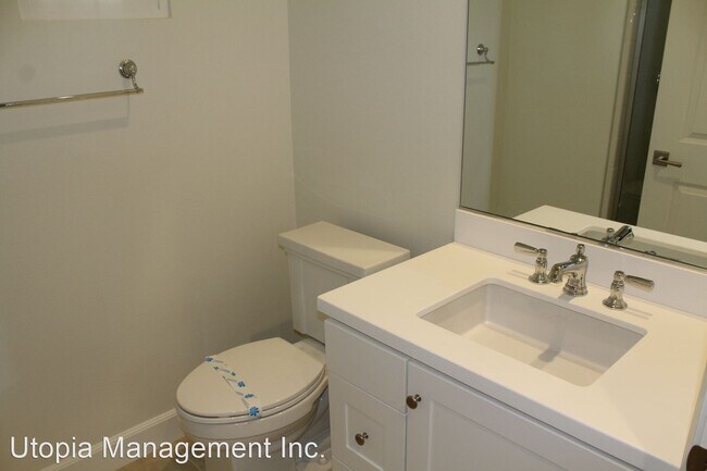 Building Photo - 4 br, 3 bath House - 119 Alumroot