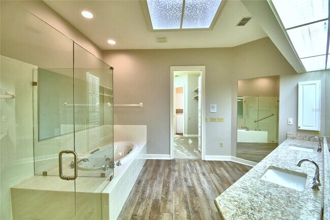 Building Photo - 2884 Prestwick Dr