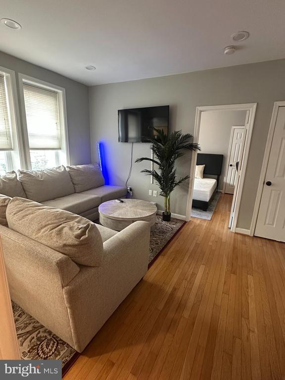 Foto del edificio - 314 V St NE