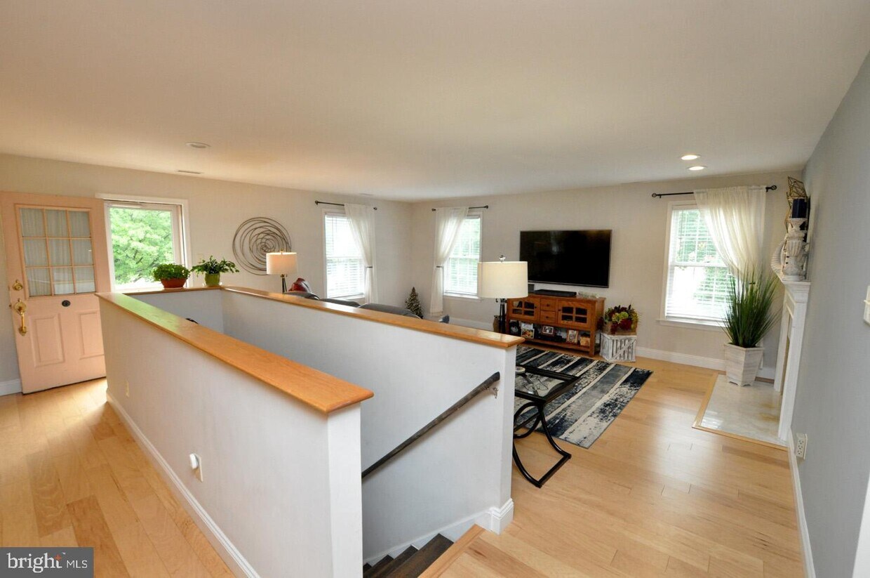 Primary Photo - 791 Westfield Dr