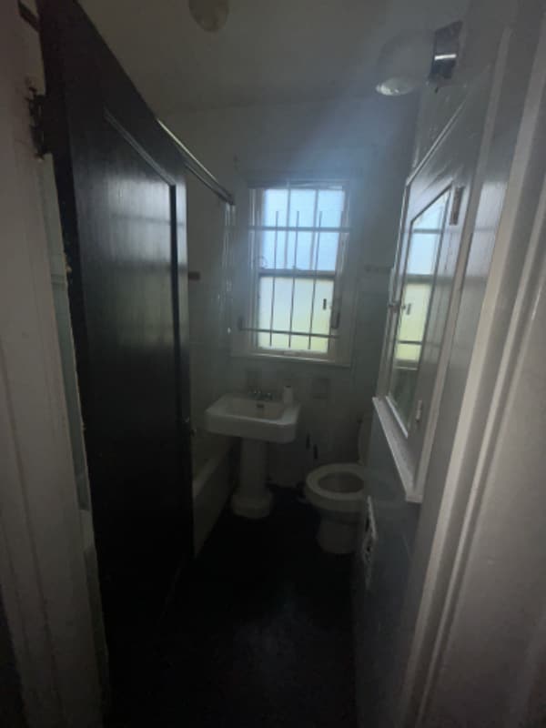 Foto del edificio - 4564 Emerson Ave