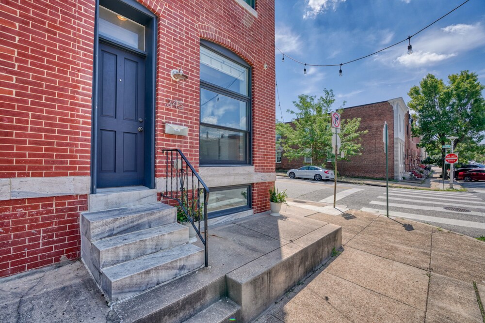 Foto principal - 345 S Clinton St