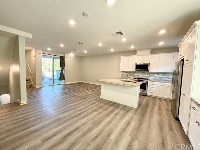 Building Photo - 1605 Benito Ave