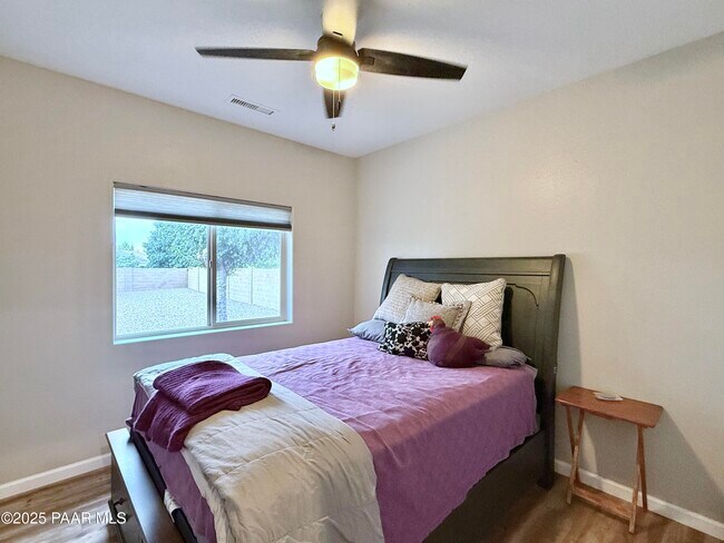 Foto del edificio - 6622 Farmstead Rd