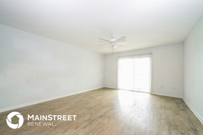 Foto del edificio - 8289 Rigel Rd