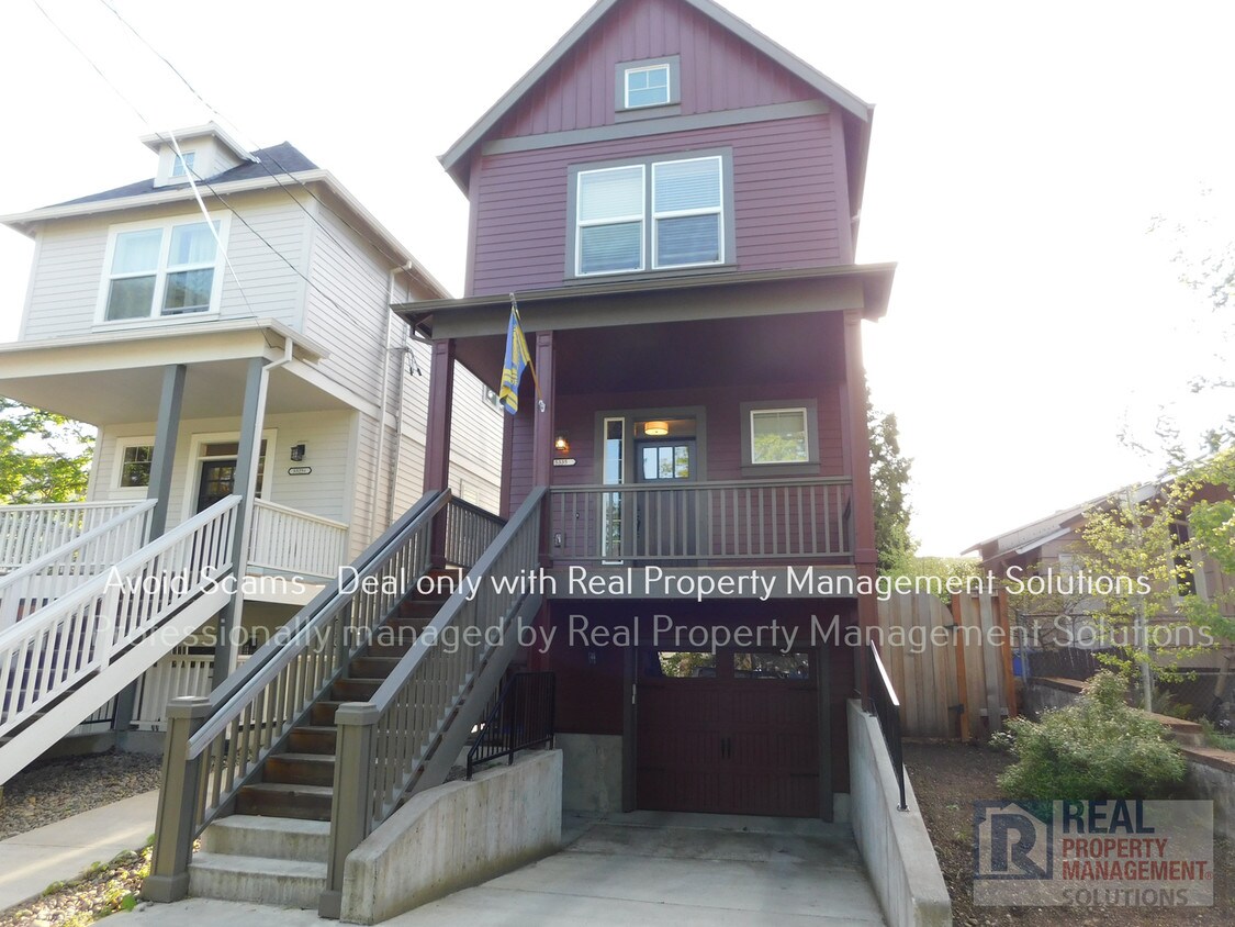 Primary Photo - 5335 NE 12th Ave