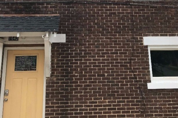 Front Door - 1216 N Blackwelder Ave