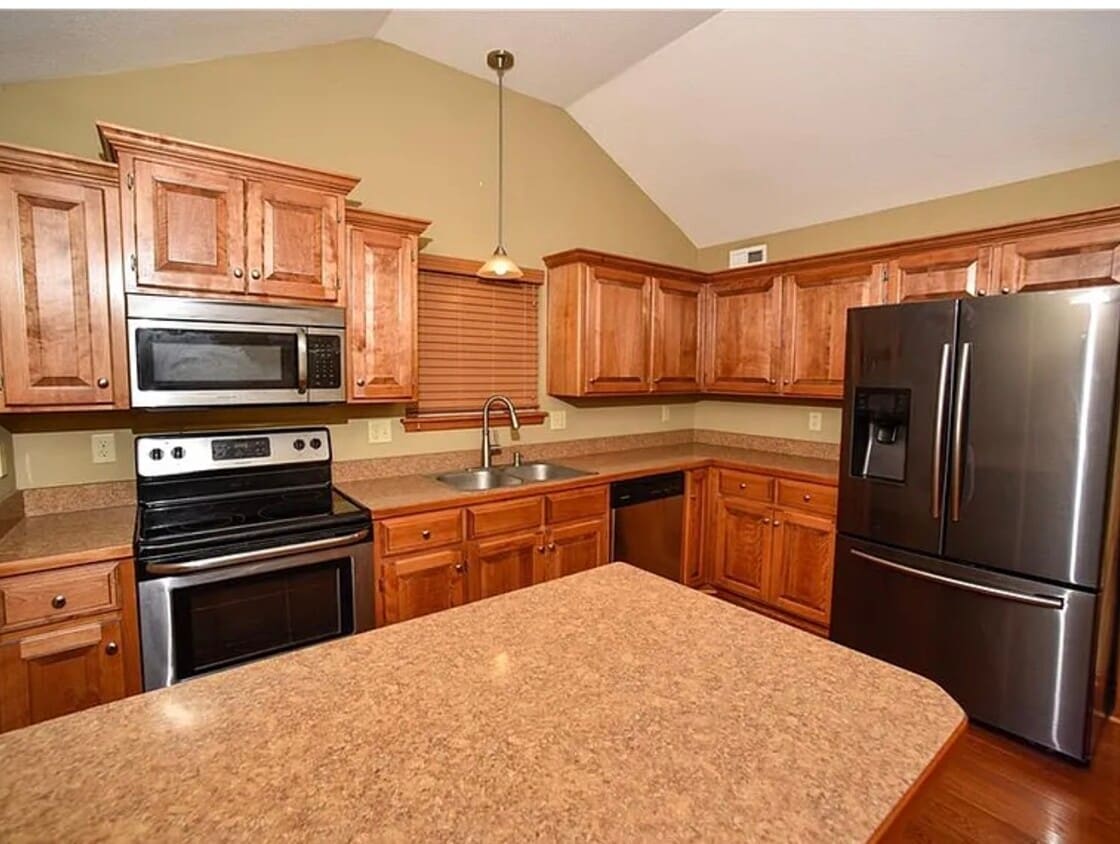 Foto principal - 544 N Old Mill Rd