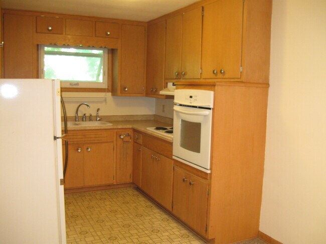 Foto del edificio - 4926 Ascot Ln