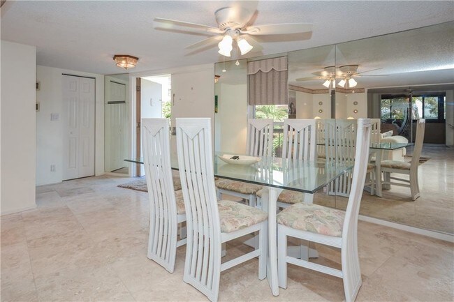 Foto del edificio - 1357 NE Ocean Blvd