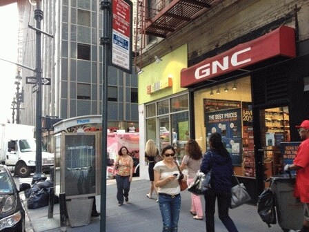 Foto principal - 684 Third Ave