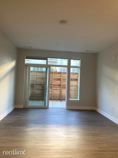 Building Photo - 1764 Revere Beach Pkwy