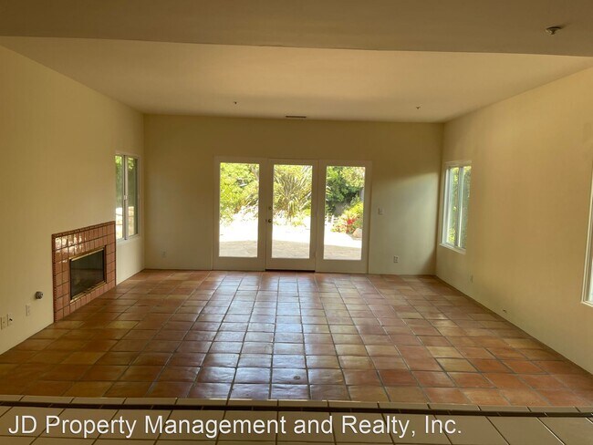 Building Photo - 4 br, 3 bath House - 552 Sheffield Ave