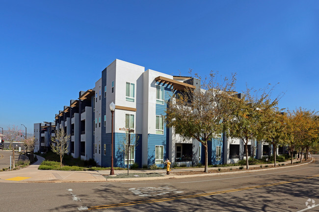 Foto del edificio - Fairbanks Terrace