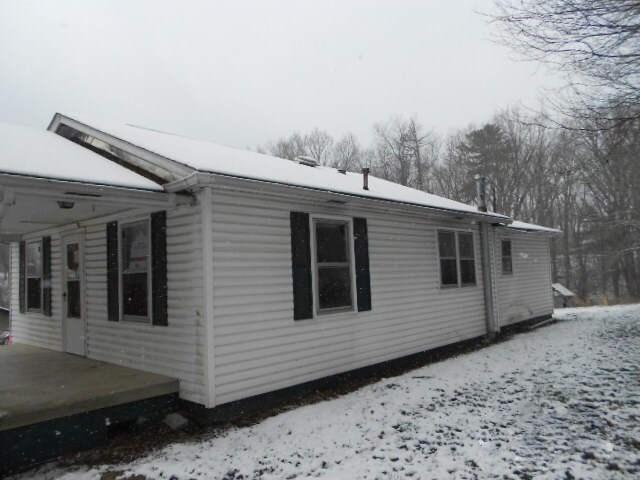 Foto del edificio - 211 Gray Rd