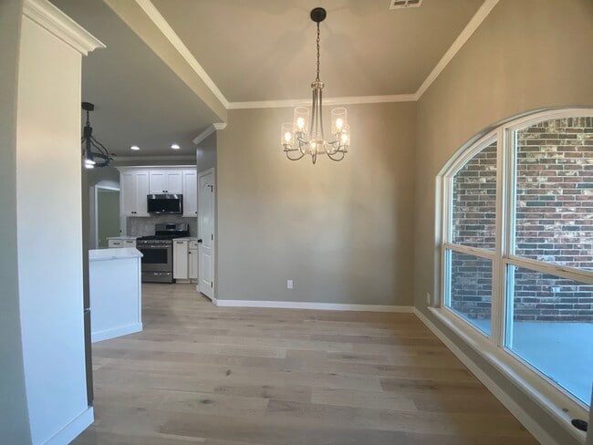 Building Photo - Jenks Schools! Prepare to fall in love wit...