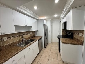 Building Photo - 6861 SW 147th Ave