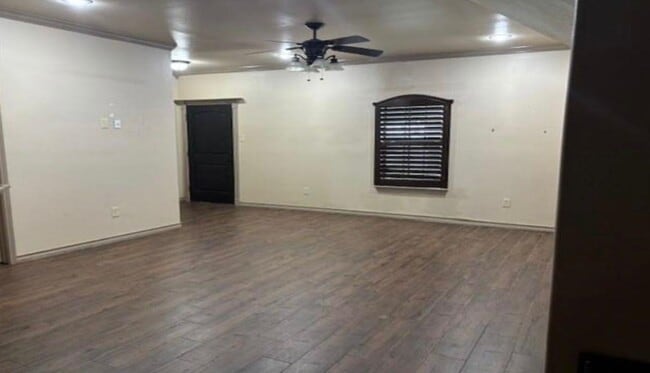 Foto del edificio - 8216 Casa Verde Rd