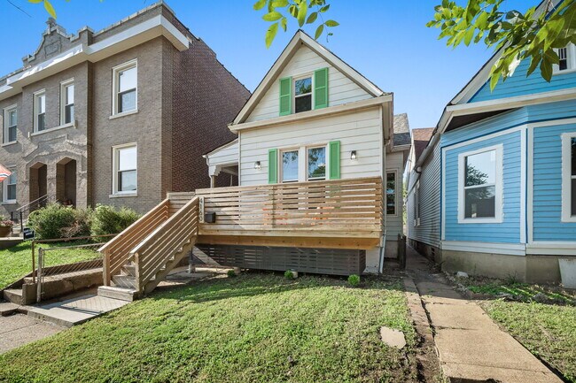 Frente - 4160 Juniata St