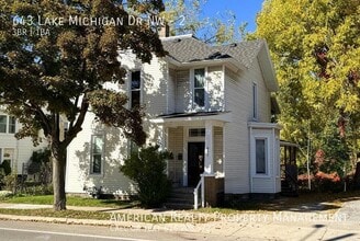 Building Photo - 643 Lake Michigan Dr NW