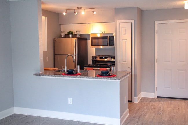 Building Photo - Rollingwood Apartments