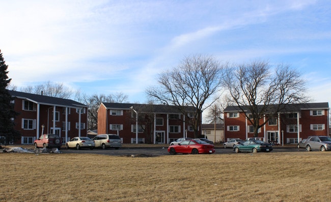 Building Photo - 206 SW State St