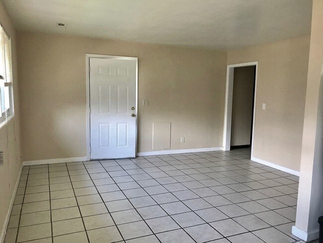 Foto del edificio - 9548 19th Bay St