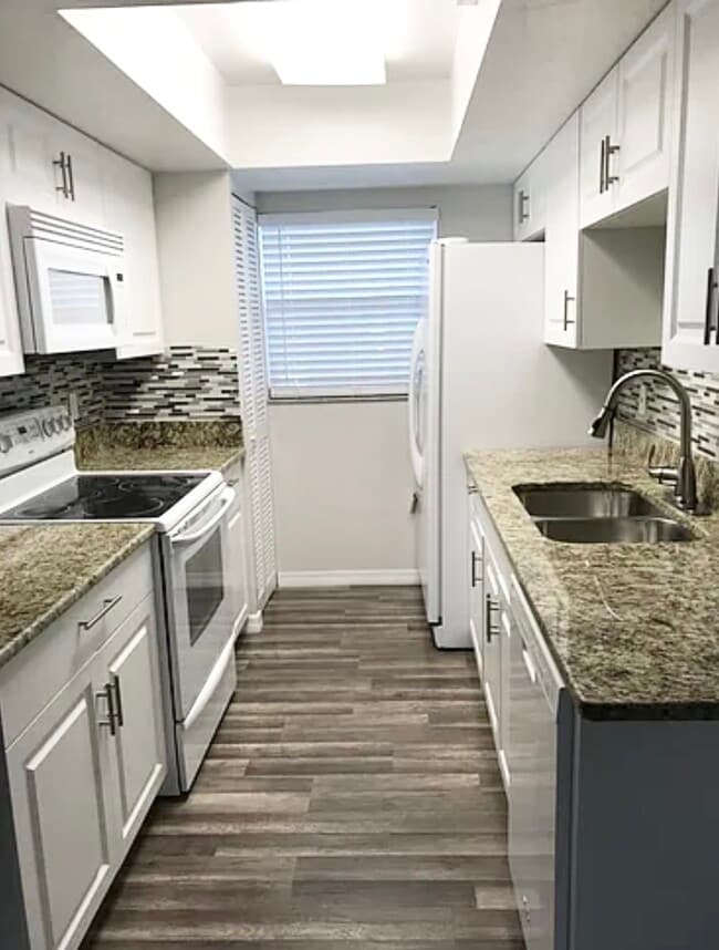 Foto del edificio - 4427 S Beneva Rd