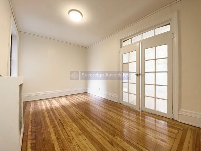Foto del edificio - 182 Claremont Ave