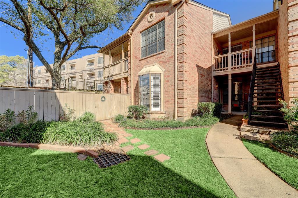 Primary Photo - 2255 Braeswood Park Dr