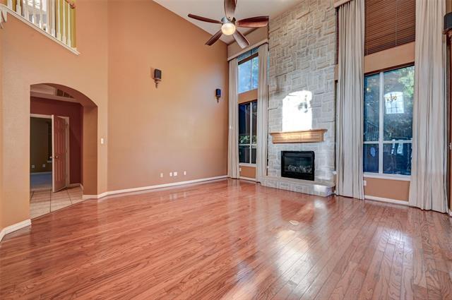 Foto del edificio - 4113 Salem St