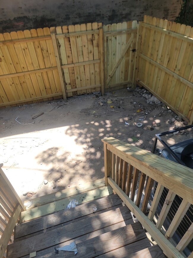 Foto del edificio - 1511 E Lafayette Ave