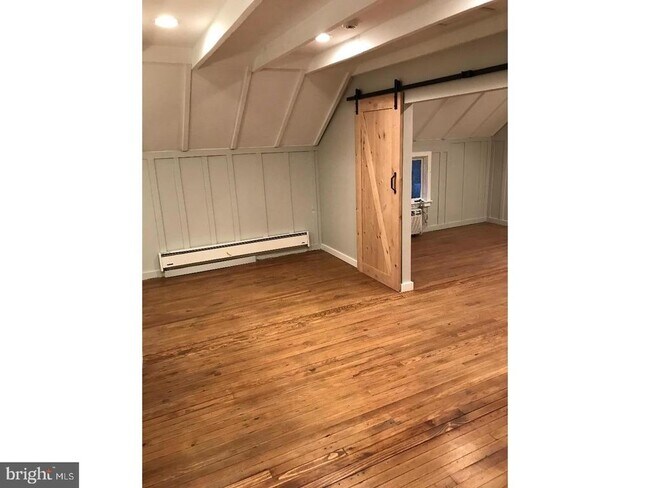 Foto del edificio - 809 Mill Rd